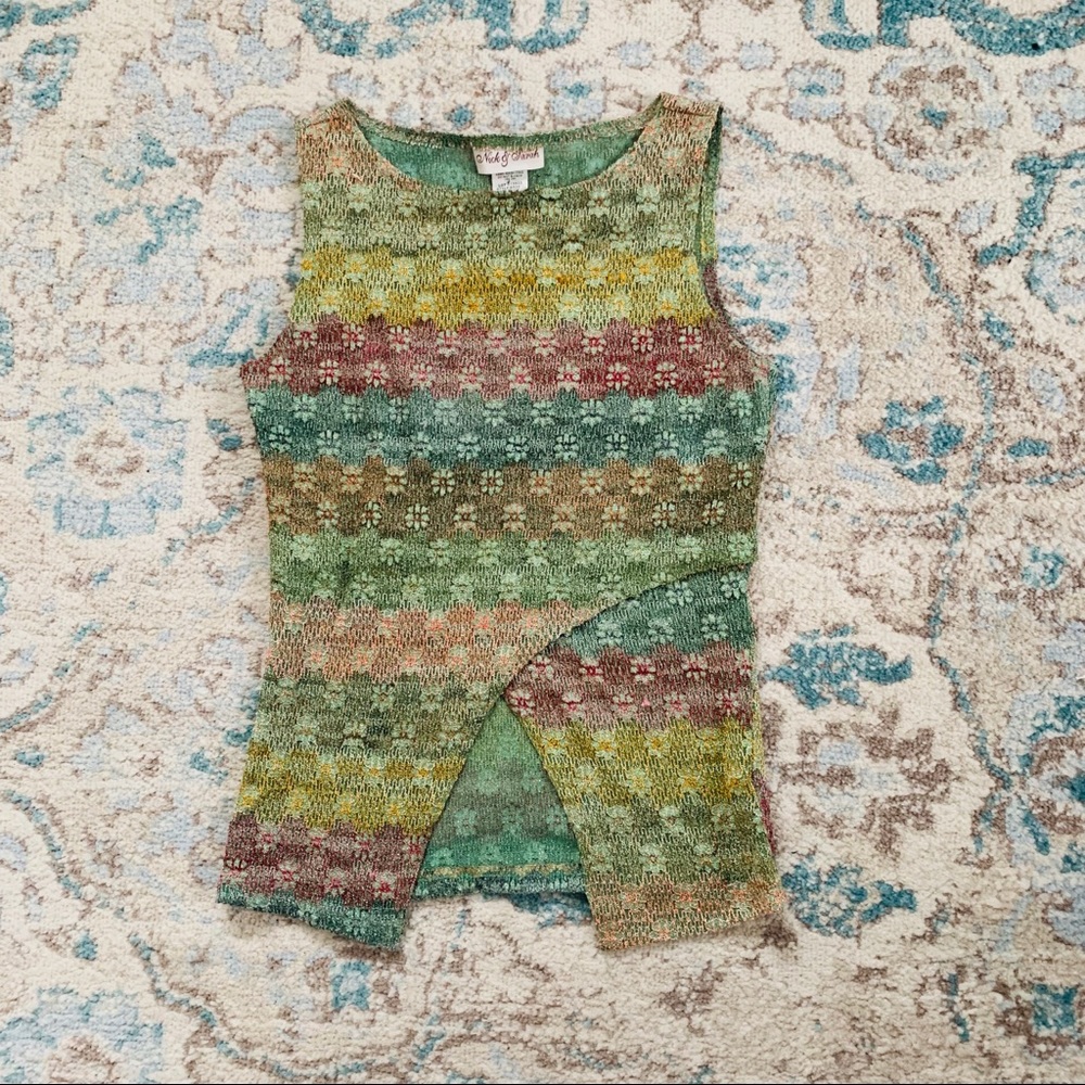 Multi color tank with daisy floral detail